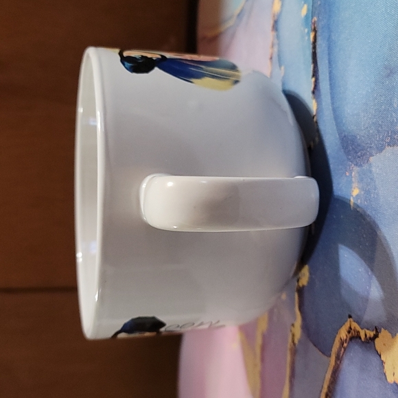 Large cup - Picture 3 of 10